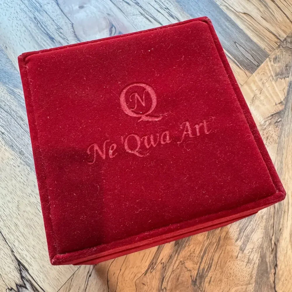 Retired Ne'Qwa Art 